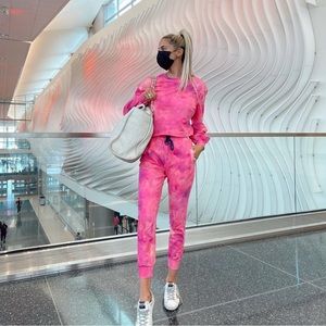 IVL Collective Joggers (Women’s Size 10)